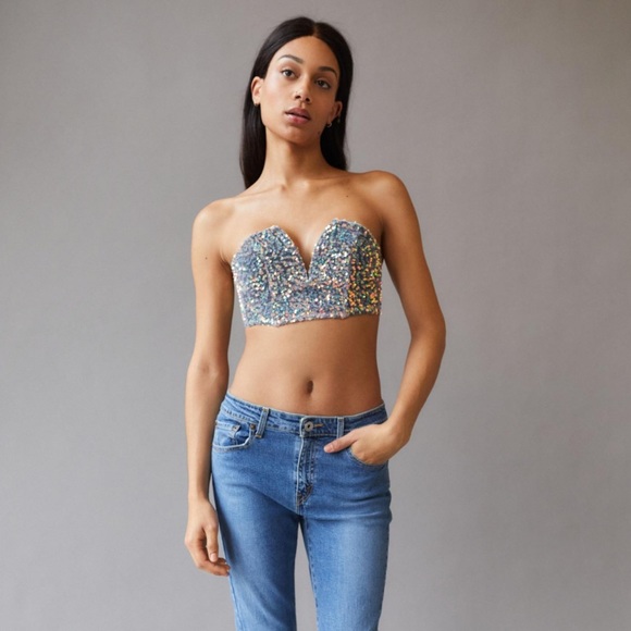 NWT Urban Outfitters Gold Sequin Sleeveless Crop Top - Picture 11 of 16